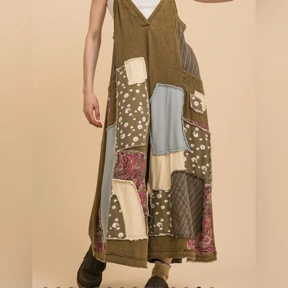 NWT Blue Velvet Patched Deep V-Neck Wide
Leg Jumpsuit Sz L/XL - Picture 1 of 8